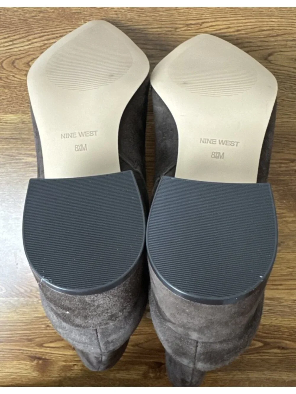 Nine West Maribu Ankle Booties Size 8.5 Brown Suede Pointed Toe Zip